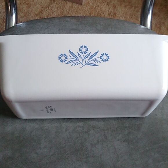 CorningWare White Baking Dish Corn Flower Blue Floral Design - Picture 6 of 6